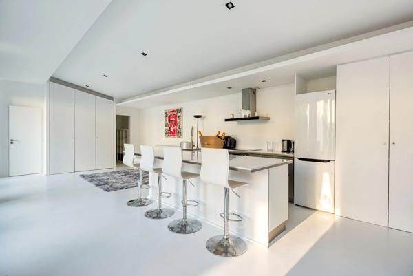 Saint-Didier-au-Mont-d'Or - Maison de 296,68 m² - Jardin avec Piscine - Dépendance - 4 Chambres