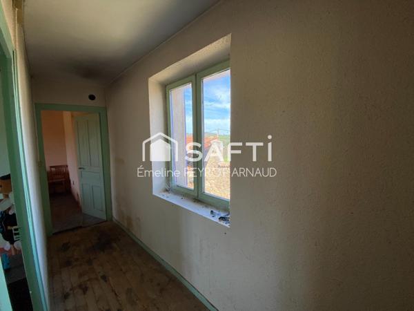 Propriété de caractère avec dépendances – Idéale pour un projet de gîtes