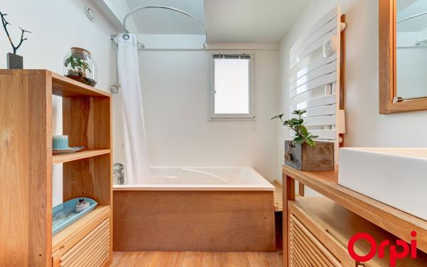 Maison à vendre    7 pièces • 173,04 m2 Villeurbanne