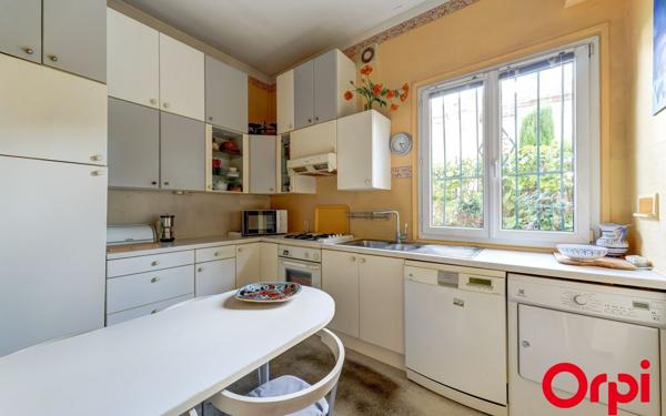 Maison à vendre    7 pièces • 173,04 m2 Villeurbanne