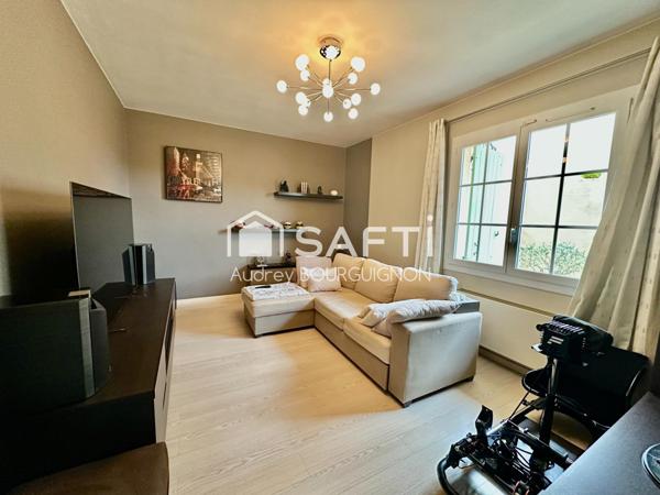 Maison 8 pièces • 118 m² • Terrain 640 m² • Vue • Aucun travaux • Bagnols-sur-Cèze