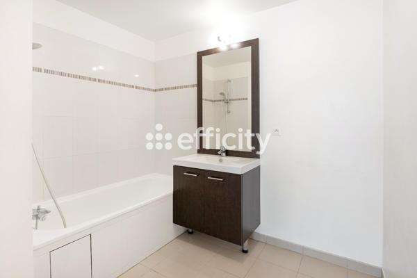 Appartement 3 pièces - 63 m² Exclusivité efficity