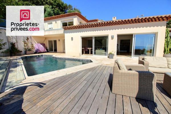 Maison Roquebrune Sur Argens 6 pièce(s) 227m2