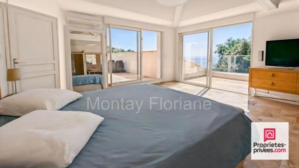 Maison Roquebrune Sur Argens 6 pièce(s) 227m2
