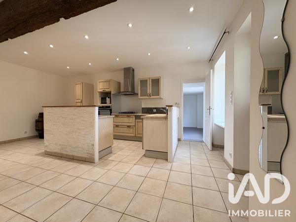 Location maison 3 pièces 87 m² Lacs