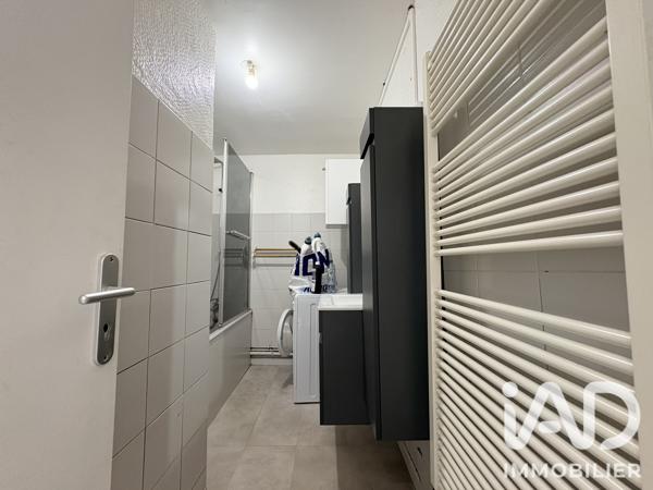 Location maison 3 pièces 87 m² Lacs