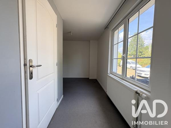 Location maison 3 pièces 87 m² Lacs