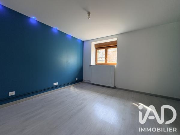 Location maison 3 pièces 87 m² Lacs