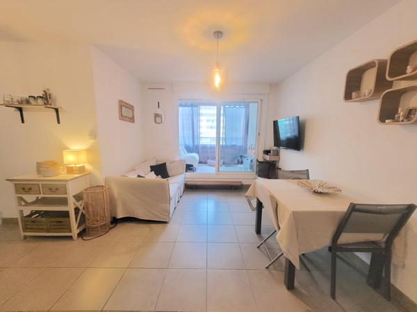 Appartement 3 pièces - 53 m² Exclusivité efficity