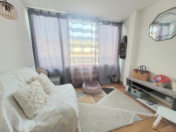 Appartement 3 pièces - 53 m² Exclusivité efficity