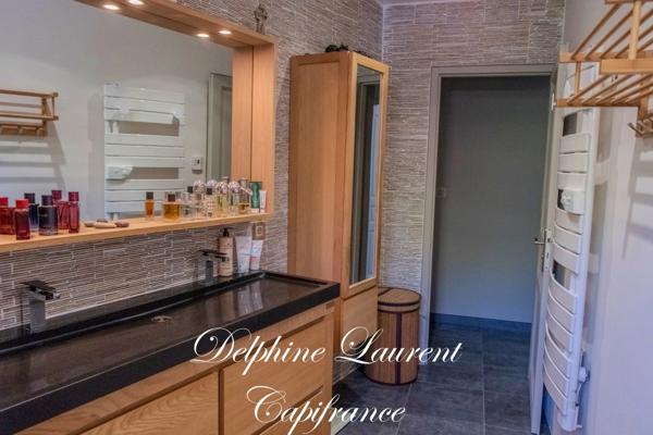 Maison à vendre 8 pièces  (14) Le parfait équilibre entre espace, confort et proximité des plages et de Caen