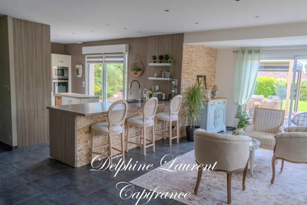 Maison à vendre 8 pièces  (14) Le parfait équilibre entre espace, confort et proximité des plages et de Caen