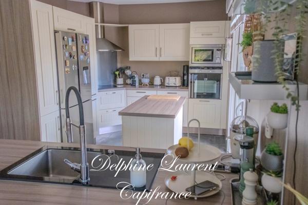 Maison à vendre 8 pièces  (14) Le parfait équilibre entre espace, confort et proximité des plages et de Caen