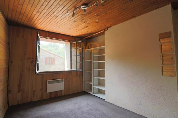 Maison de village en pierre - 95m2 - 4 chambres - Terrain non attenant