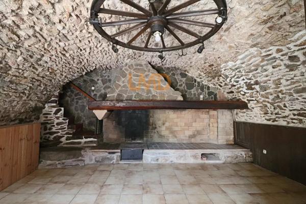 Maison de village en pierre - 95m2 - 4 chambres - Terrain non attenant