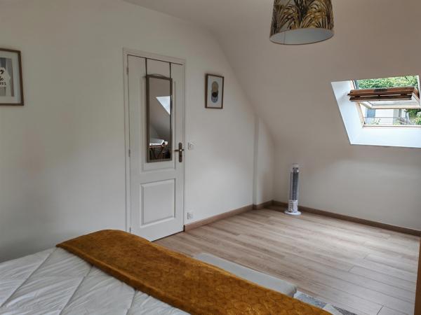 Maison familiale rénovée à 600 m de la plage – studio indépendant