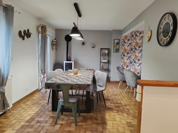 Maison familiale rénovée à 600 m de la plage – studio indépendant