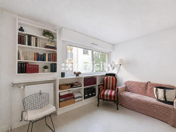 Appartement
         5 pièces
        - 125 m² Exclusivité 1 050 000 € *