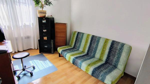 Appartement
         3 pièces
        - 72 m² Exclusivité 375 000 € *