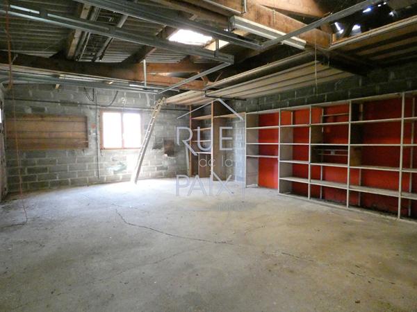 86140 LENCLOITRE GARAGE