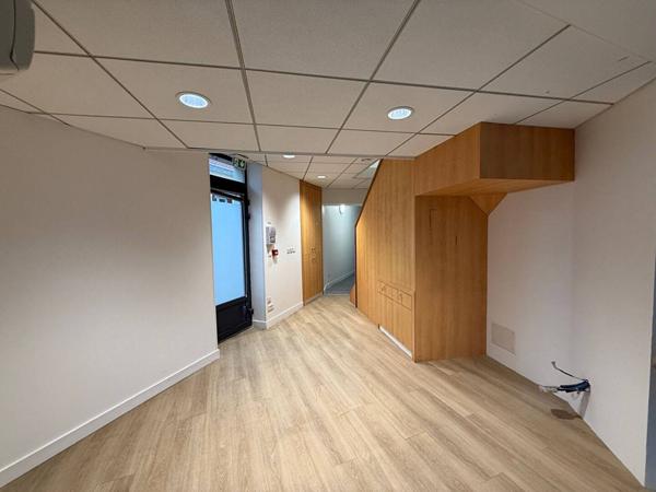 Local commercial emplacement numéro 1