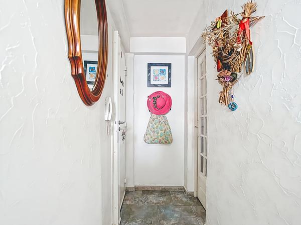 A vendre superbe Appartement 2 pièces de 54 m2  à Marseille - Secteur Bon Secours