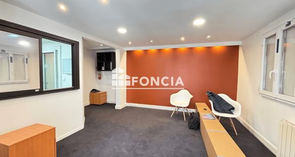 Location Local commercial 1 pièce 58 m² - Morangis 91420