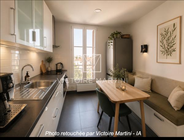 Appartement
         2 pièces
        - 46 m² 228 000 € *