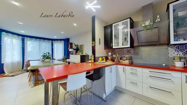 Dpt Lot et Garonne (47), à vendre MARMANDE maison P4 de 116 m² - Terrain de 749,00 m²