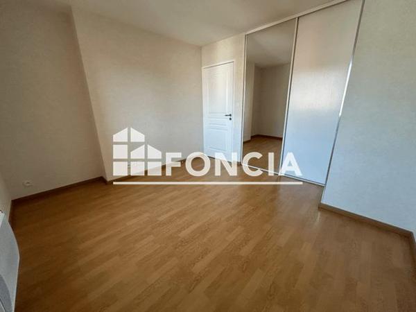 Location Appartement 3 pièces 87.15 m² - 57 BIS RUE CROIX VERTE/RUE DE FLORENCE Albi 81000