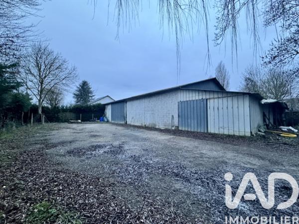 Murs commerciaux  à vendre 1 200 m² Vernantes
