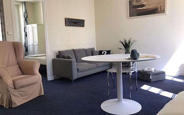 Appartement à louer    3 pièces • 48,10 m2 La Rochelle