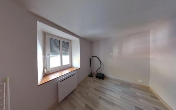 Appartement à vendre    3 pièces • 82 m2 Lapoutroie