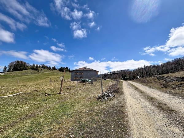 Ferme Haut jurassienne Rénové