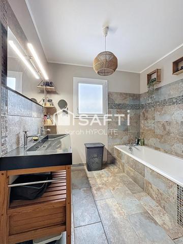 Maison de 89 m2 avec garage et vue sur la forêt