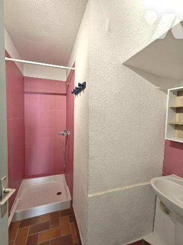 APPARTEMENT A VENDRE A REIMS - Quartier Champ de Mars - Appartement T2 d'env. 38m²