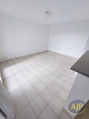 Location appartement Nantes : 603 € - AJP Immobilier Nantes Rond-Point de Rennes