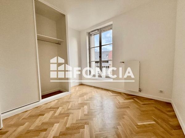Location Appartement 3 pièces 61.9 m² - 3 rue Saint-Charles Versailles 78000