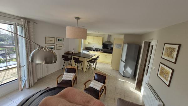 T3 idéalement situé à 150m de la plage de Morgat au 2ème et dernier étage