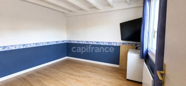 TOULON-SUR-ARROUX – MAISON AVEC 2 GARAGES ATTENANTS, JARDIN ET COMBLES AMÉNAGEABLES