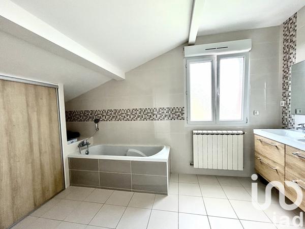 Maison 5 pièces de 149 m² à Coulommiers (77120)