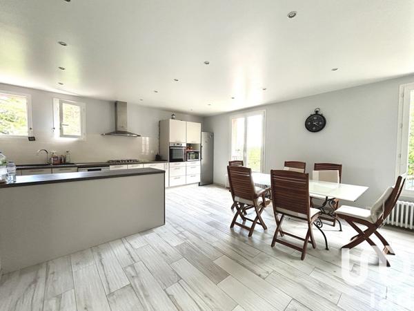 Maison 5 pièces de 149 m² à Coulommiers (77120)