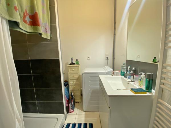 Appartement 3 pièce(s) 2 chambre(s) 61 m²