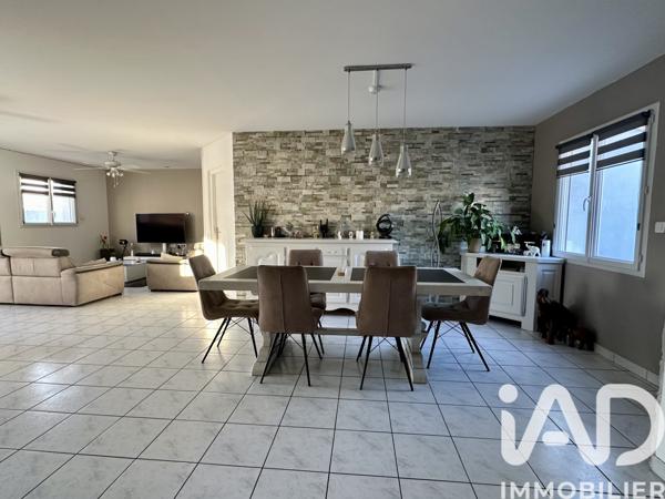 Maison à vendre 6 pièces 127 m² Chaumes-en-Retz