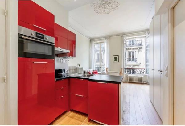 # Appartement – 25m² – Paris 8ème