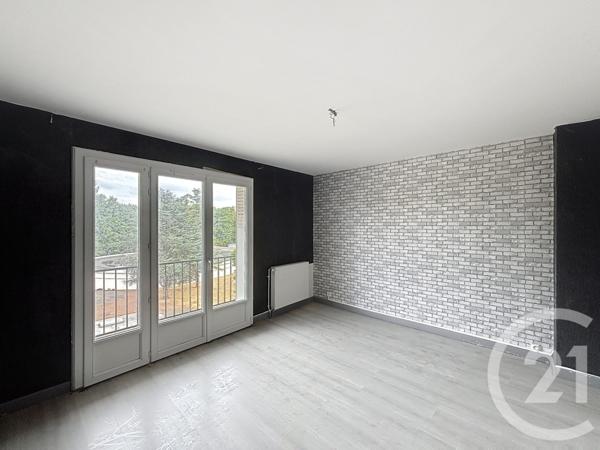 Appartement F3 à vendre  3 pièces - 67 m2 SOYAUX - 16