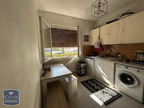 Appartement à louer 2 pièces 49.79m²