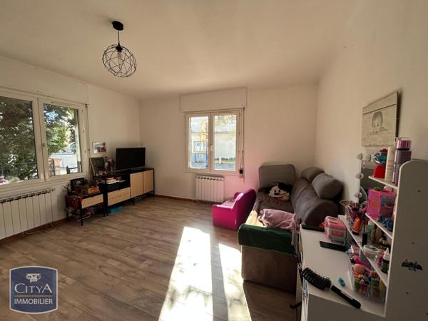 Appartement à louer 2 pièces 49.79m²