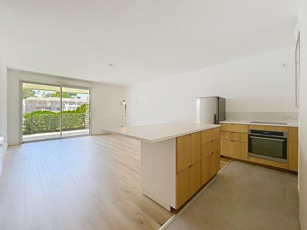 LARMOR PLAGE – Appartement T3 récent