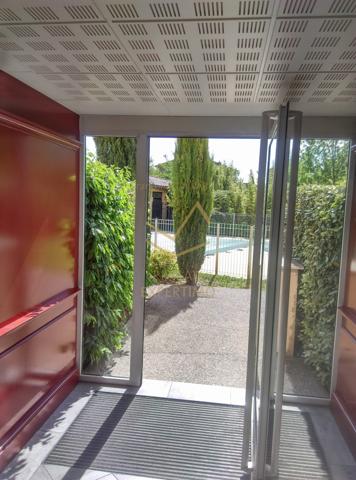 L'Isle-sur-la-Sorgue (84800) APPT TYPE T2 - RES SECURISEE - EXPO SUD - 2 PLACES DE STATIONNEMENT - PISCINE